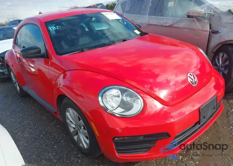 2018 Volkswagen Beetle 2.0T Coast/2.0T S из США, поврежденный, VIN 3VWFD7AT6JM716994